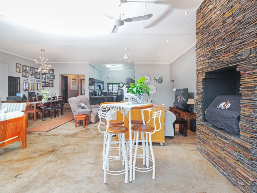3 Bedroom Property for Sale in Meerhof North West